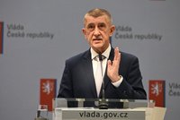 Vláda projedná návrh na regulaci marží a cen paliv nařízením. Babiš okomentuje Pavlův dopis?