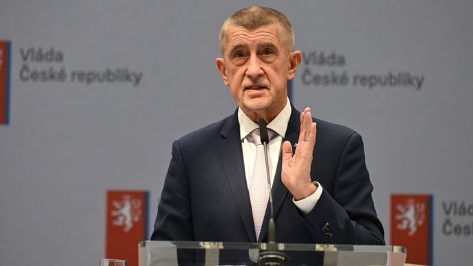 Mimořádné vládní jednání kvůli cenám nafty Mimořádné vládní jednání kvůli cenám nafty