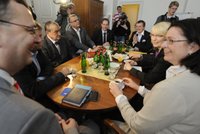 Sněmovnu ovládnou ženy! Němcová, Klasnová a Parkanová míří do vedení
