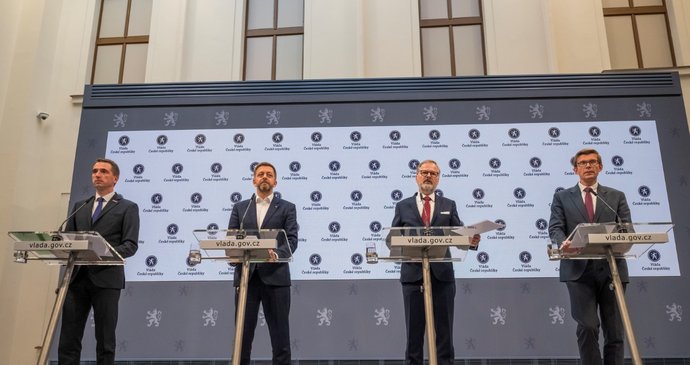 TK po schůzi vlády v demisi