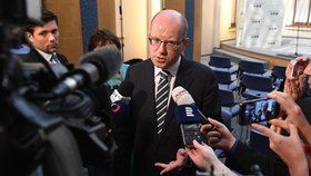 Premiér Bohuslav Sobotka (ČSSD) po jednání, na kterém odmítl Alenu Schillerovou jako ministryni financí.