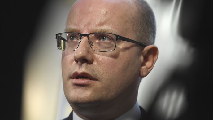 Premiér Bohuslav Sobotka (ČSSD) po jednání, na kterém odmítl Alenu Schillerovou jako ministryni financí