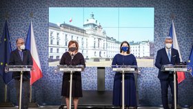 Jednání vlády (11. 1. 2021): Zleva Jan Blatný, Alena Schillerová (oba za ANO), Jana Maláčová (ČSSD) a Karel Havlíček (za ANO)