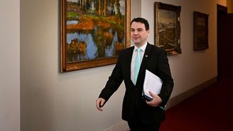 Jak jsem poznal vaši Macinku aneb 5 let se současným excentrickým ministrem zahraničí Jak jsem poznal vaši Macinku aneb 5 let se současným excentrickým ministrem zahraničí