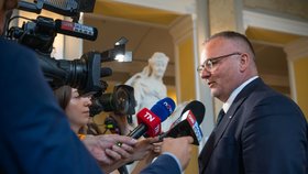 Jednání vlády: Ministr dopravy Ivan Bednárik (za SPD)(27.7.2026)