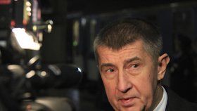 Sobotkova vláda vyrazila na výjezdní zasedání do Ústí vlakem: Nechyběl ani Andrej Babiš.