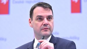 Macinka: Vážná krize! Česko je ale premiant v repatriacích. A Babiš je mikromanažer Macinka: Vážná krize! Česko je ale premiant v repatriacích. A Babiš je mikromanažer