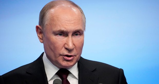Mrazivá reakce Kremlu na schválené miliardy v USA: Zabije to ještě více Ukrajinců