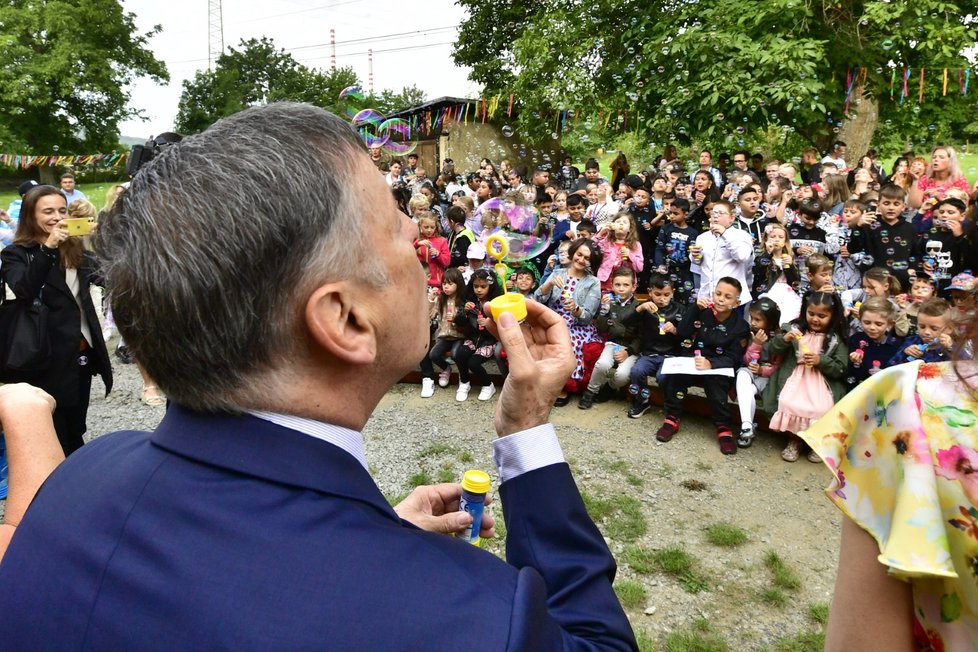 Ministr školství, mládeže a tělovýchovy Vladimír Balaš (STAN) zahájil školní rok na Základní škole Trmice. (1.9.2022)