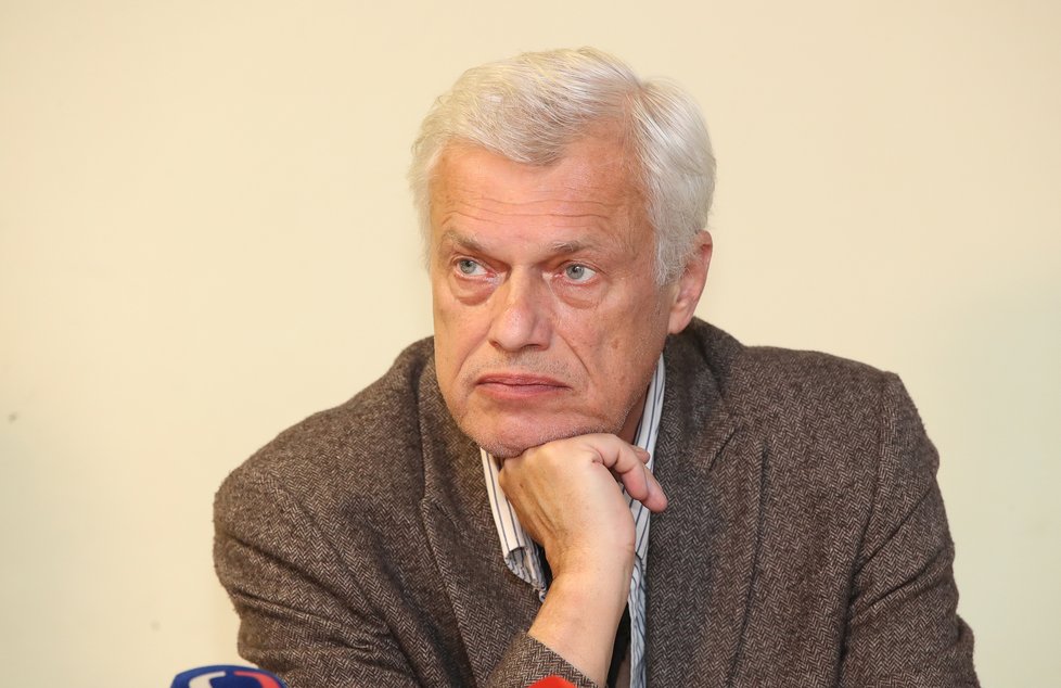 Syn zesnulého neurochirurga Vladimíra Beneše, Vladimír Beneš mladší.
