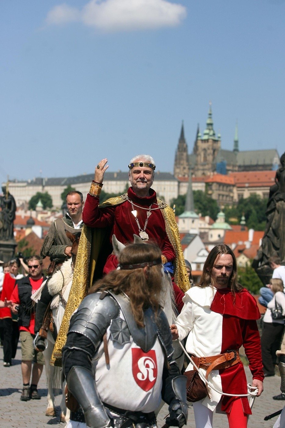 2008: Vladimír Čech při historickém průvodu Prahou