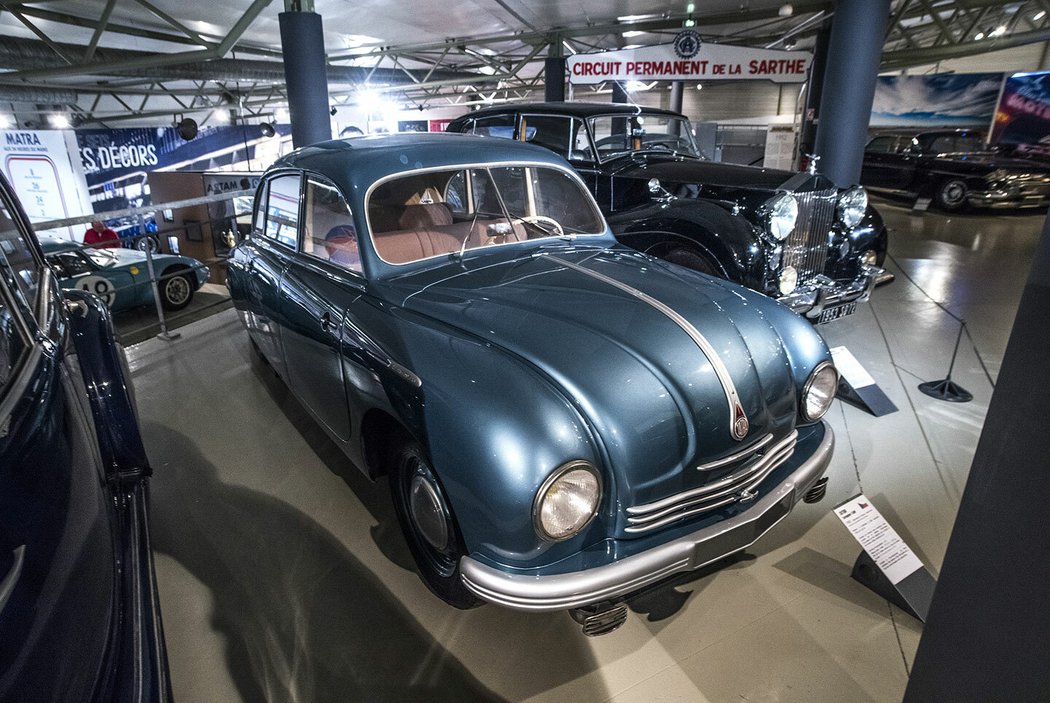 Tatra 600 Tatraplan v Musée des 24 Heures du Mans