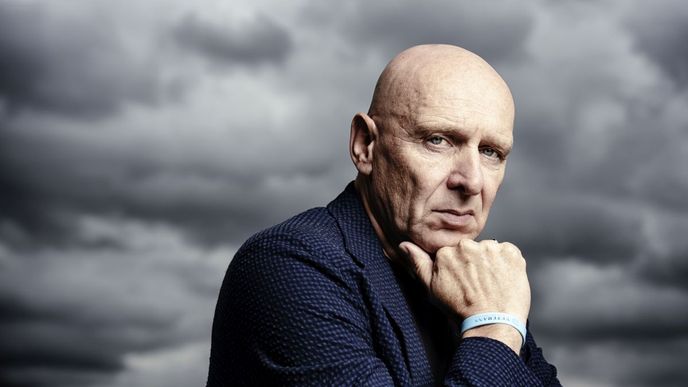 Kriminalista Vladimír Dzuro právě vydal svou druhou knihu Kriminalista Vladimír Dzuro právě vydal svou druhou knihu