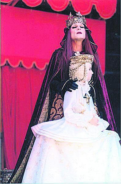 2002 RICHARD III. Jako královna Alžběta v režii Vladimíra Morávka.