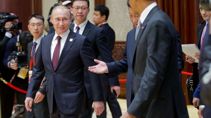 Vladimir Putin a Barack Obama na summitu v Pekingu
