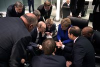 Merkelová, Putin i Macron se dohodli, co s Libyí: Zbrojní embargo a nezasahování