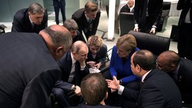 Ruský prezident Vladimír Putin a německá kancléřka Angela Merkelová na berlínské konferenci o Libyi. (19. 1. 2020)