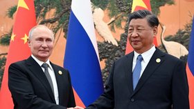 Putin se v Číně sešel se Si Ťin-pchingem. Rakety ATACMS pro Ukrajinu označil za chybu