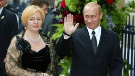 Vladimir Putin se svou exmanželkou Ljudmilou Očeretnou-Putinovovou-Škrebněvovou.