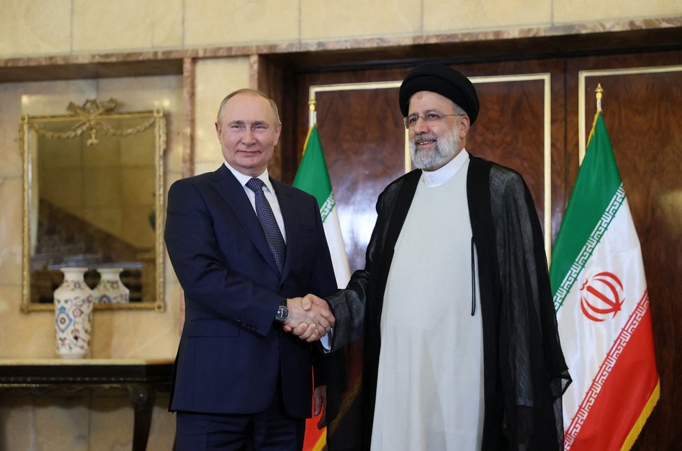 Vladimir Putin v Íránu: S prezidentem Ebrahimem Raísím (19. 7. 2022)