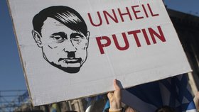 Adolf Putin? Další z častých karikatur současného ruského vůdce