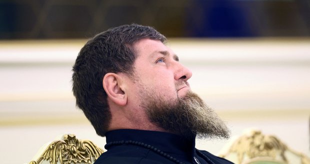 Putinova řezníka Kadyrova trápí zdraví: Kvůli léčbě létal opakovaně do Moskvy? 