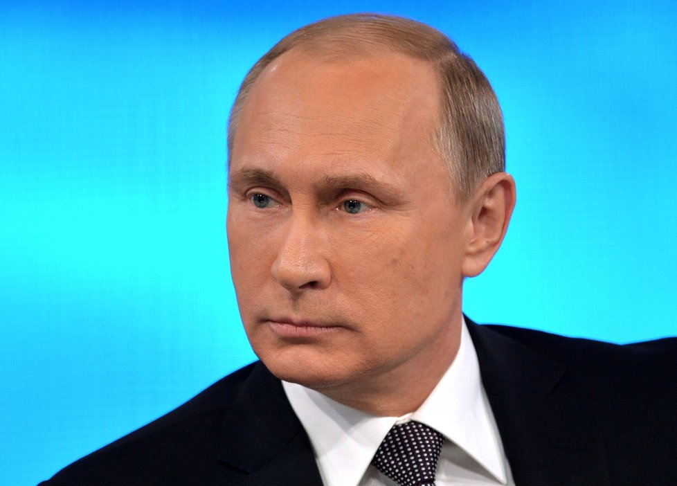 Putin vypadá podezřele mladě.