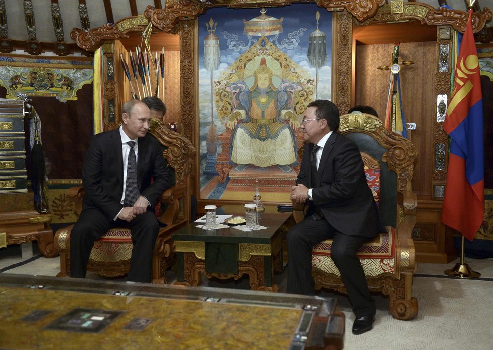 Vladimir Putin zavítal na státní návštěvu Mongolska