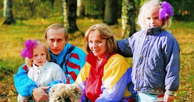 Putin v šusťákovce, s exmanželkou a šéfem na dovolené: Finové vytáhli z archivu retro video