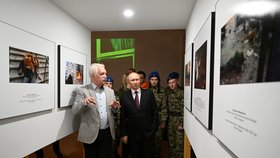 Putin na výstavě ke vztahům Ruska a Ukrajiny (4.11.2022)