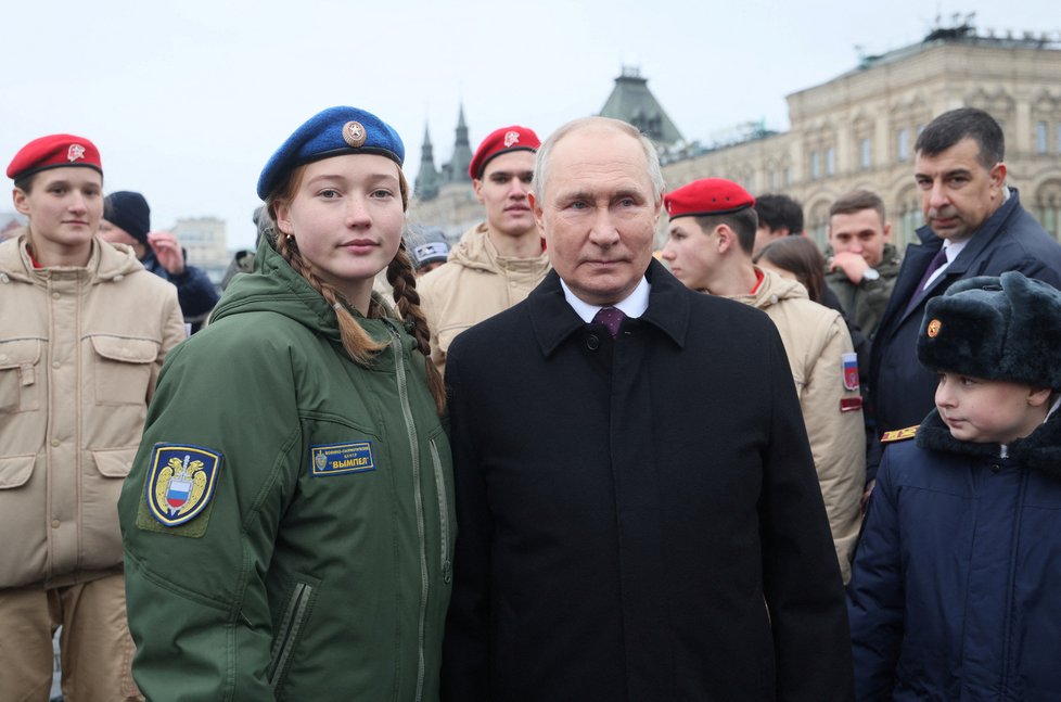 Vladimir Putin s vojačkou