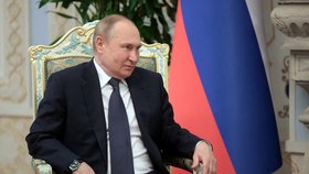 Vladimir Putin při návštěvě Tádžikistánu (28. 6. 2022)