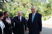 Putin přijal v Soči tureckého prezidenta Erdogana. Jednají i o vývozu obilí z Ukrajiny