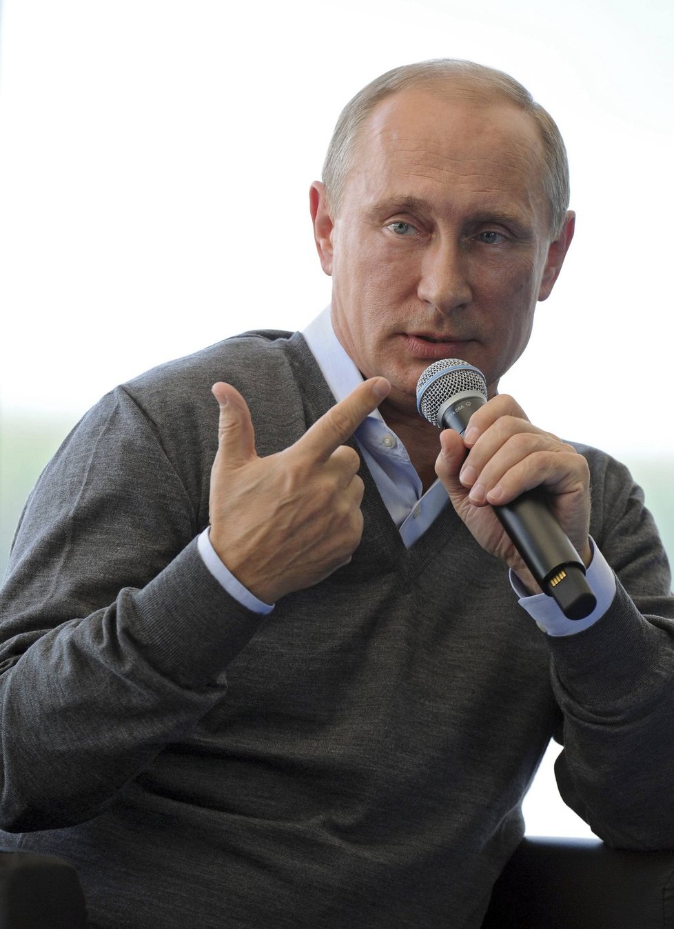 Putin pohrozil, že by si Západ neměl pohrávat s jadernou velmocí.