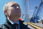 Vladimir Putin při startu rakety Sojuz z kosmodromu Vostočnyj
