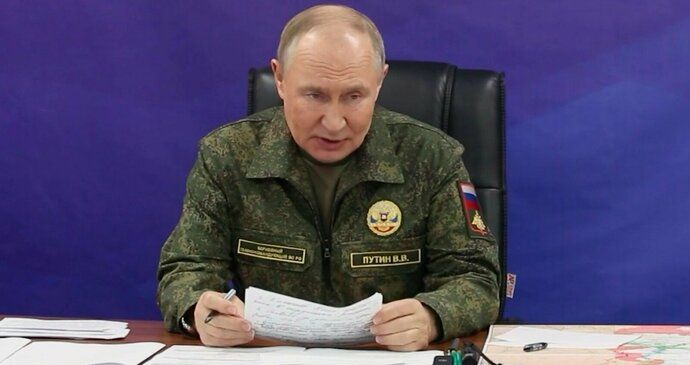 Ruský prezident Vladimir Putin na velitelském shromáždění (26.10.2025)