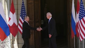 Summit v Ženevě: Ruský prezident Vladimir Putin a prezident USA Joe Biden (16.6.2021)