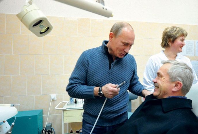 Vladimir Putin u zubaře Vladimir Putin u zubaře