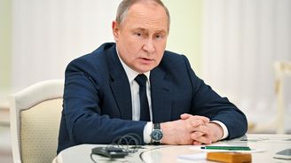 Putin se omluvil Izraeli za Lavrovova slova o Hitlerovi