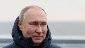 Vladimir Putin na kontrole Kerčského mostu (5. 12. 2022)