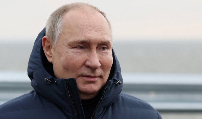 Vladimir Putin na kontrole Kerčského mostu (5. 12. 2022)
