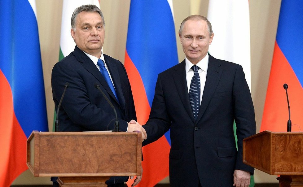 Vladimir Putin hostil Viktora Orbána (17. února 2016).