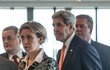 2016 - Maria v práci, na loňském jednání svého šéfa Lavrova s tehdejším ministrem zahraničí USA Johnem Kerrym.