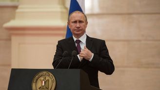 Putin: Nečekám, že konflikt na Ukrajině přeroste ve válku Putin: Nečekám, že konflikt na Ukrajině přeroste ve válku