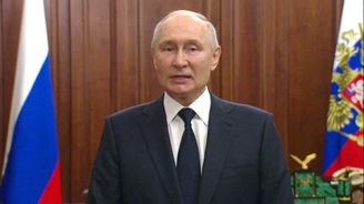Vstupte do armády, nebo odejděte do Běloruska, vzkázal Putin wagnerovcům v projevu