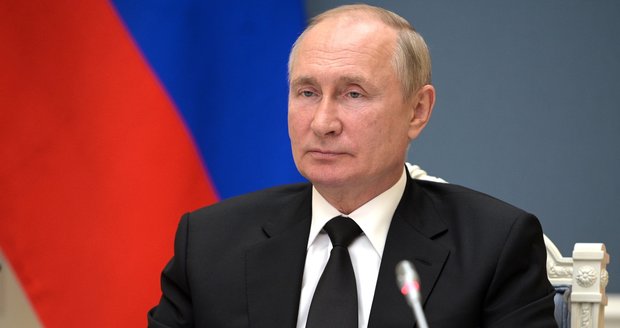 Putin nařídil od listopadu zvýšit dodávky plynu. „Zachránce Evropy!“ oslavují ho doma