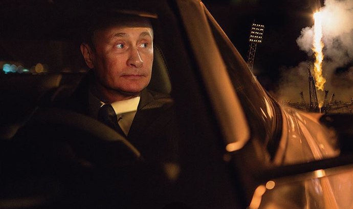 Vladimir Putin jako hrdina kalendářů.