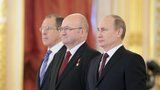 Remek končí v Moskvě. Vedení ambasády v Rusku opustí v lednu