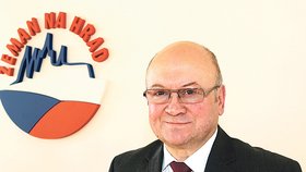 Vladimír Remek je dnes europoslancem