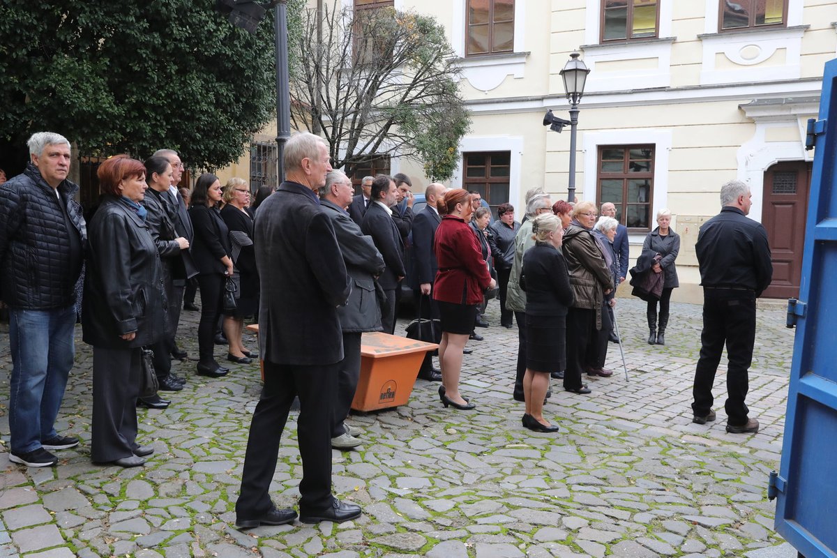 Rodina a přátelé se loučili s kreslířem Vladimírem Renčínem.